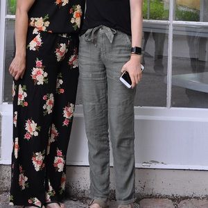 Grey/Green American Eagle Pants